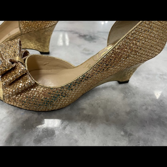 J. Renee Peep Toe Formal Wedge Sz: 5.5 - Picture 3 of 7